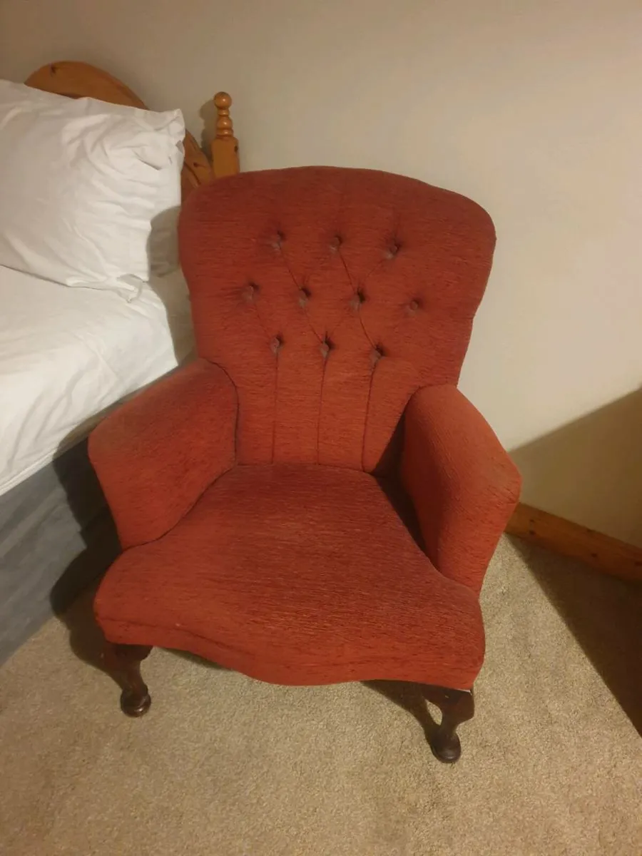 Bedroom furniture - Image 1