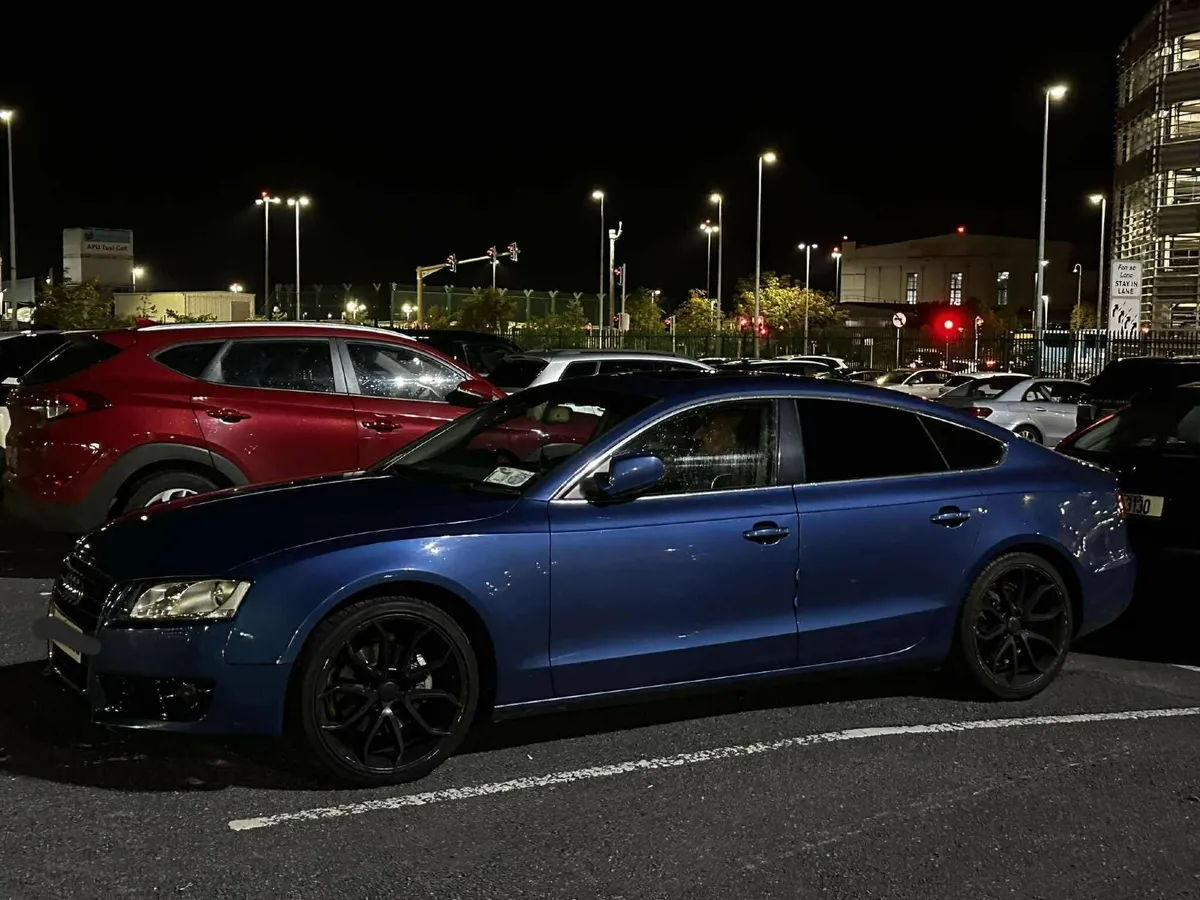 Audi A5 2011 Quattro Avensis - Image 1