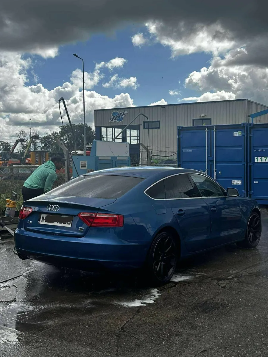 Audi A5 2011 Quattro Avensis - Image 2