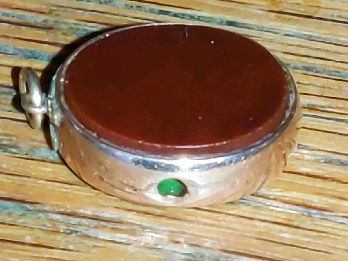 BLOOD STONE & CARNELIAN 9CT Gold 4.49g Pendant ! - Image 3