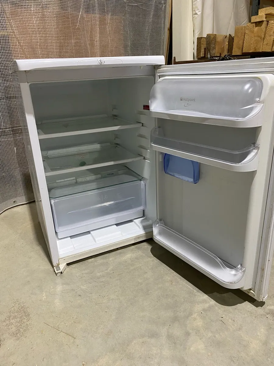 Hotpoint fridge - Image 1