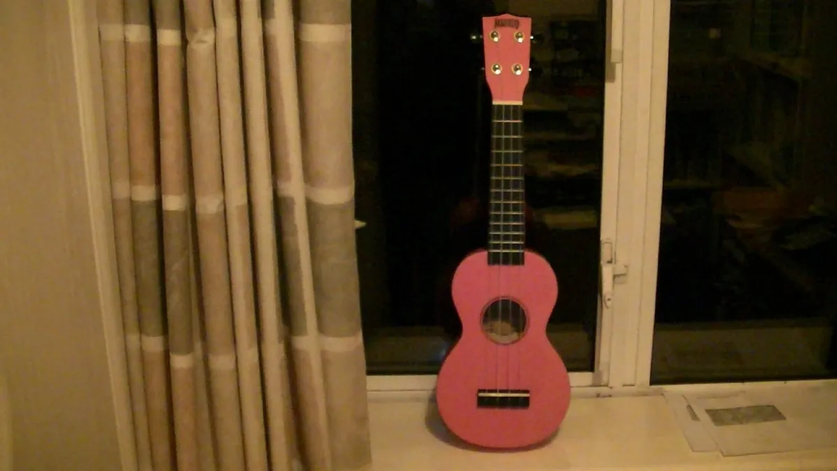 MAHALO Soprano Ukulele - Image 1