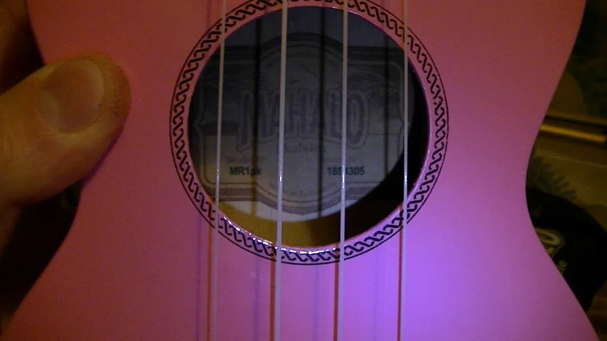 MAHALO Soprano Ukulele - Image 2