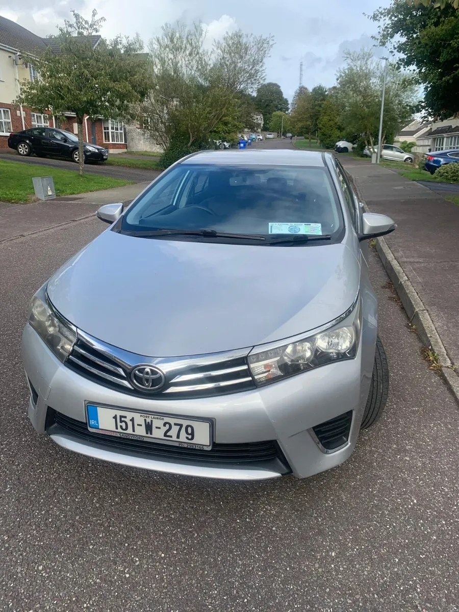 Toyota Corolla 2015 - Image 1