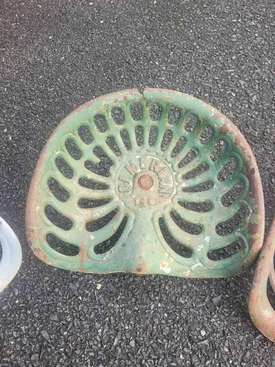 Vintage tractor seats - Image 3