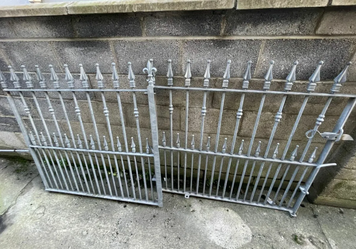 Outdoor  Gates - Image 2