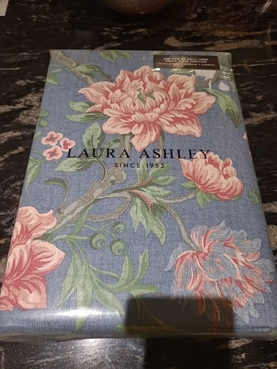 New Laura Ashley Curtains 64x90 - Image 1