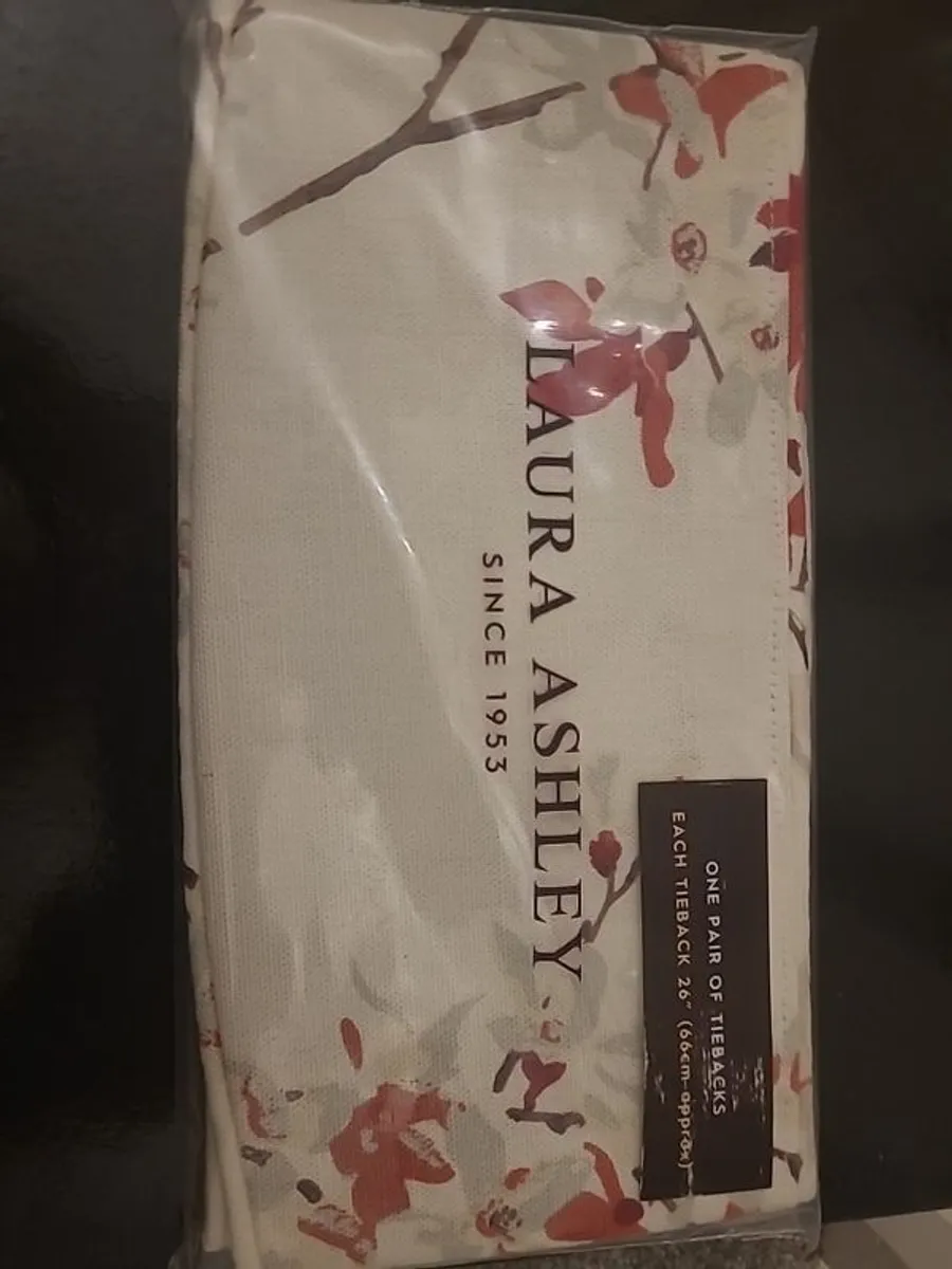 New Laura Ashley Curtains Tieback - Image 1