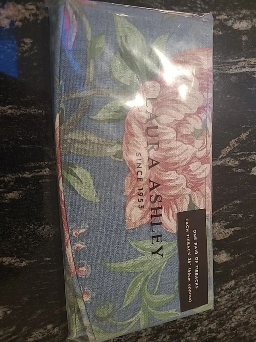 New Laura Ashley Curtains Tieback - Image 1