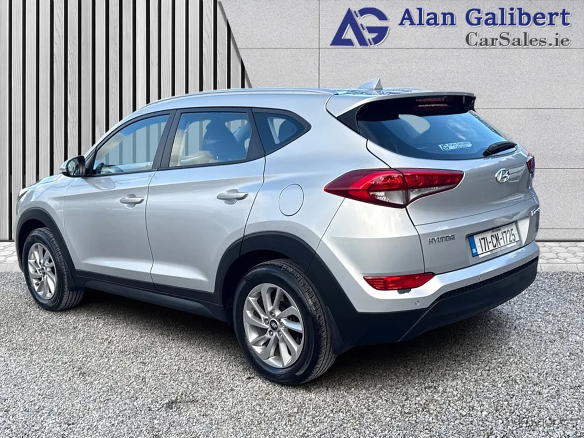Hyundai Tucson 1.7 Diesel SE NAV €67 PW - Image 2