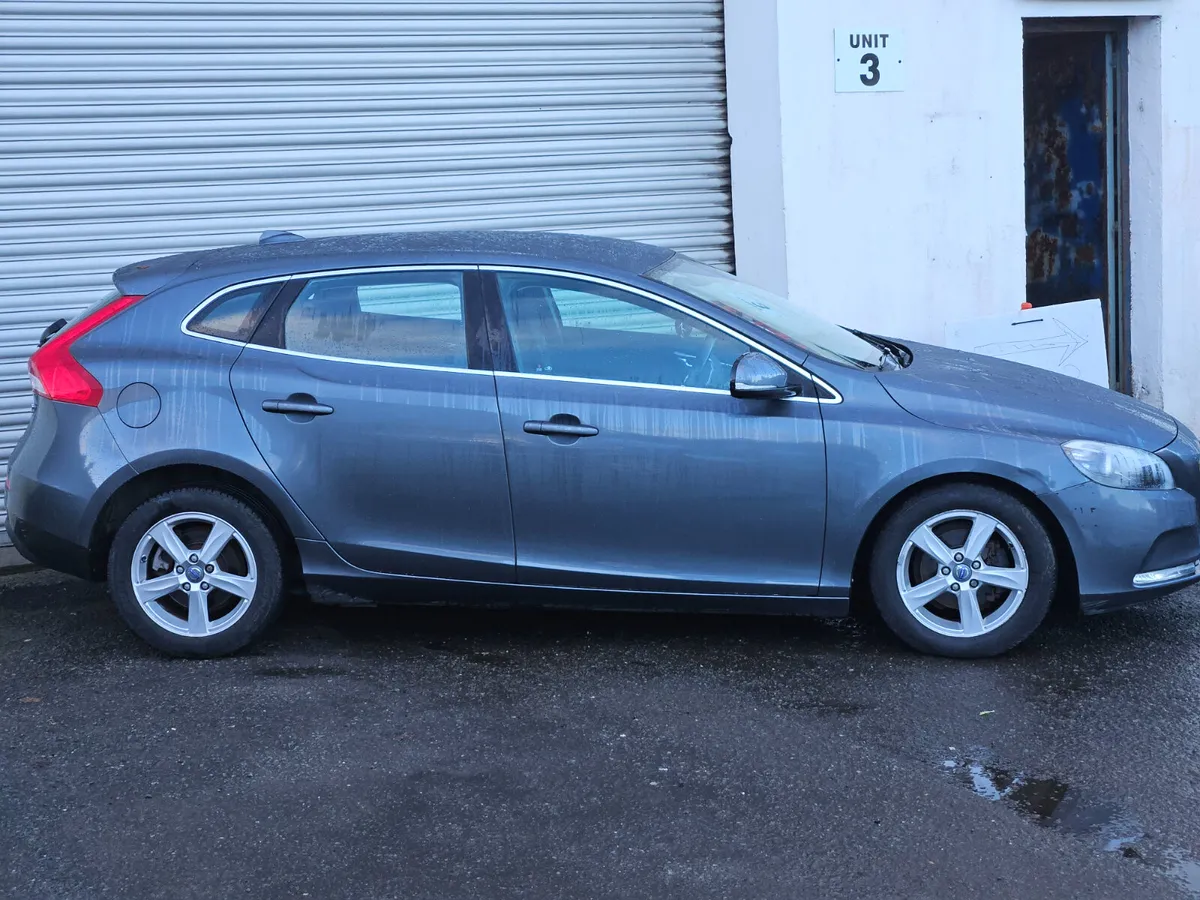 Volvo V40 2014 1.6 D2 - Image 3