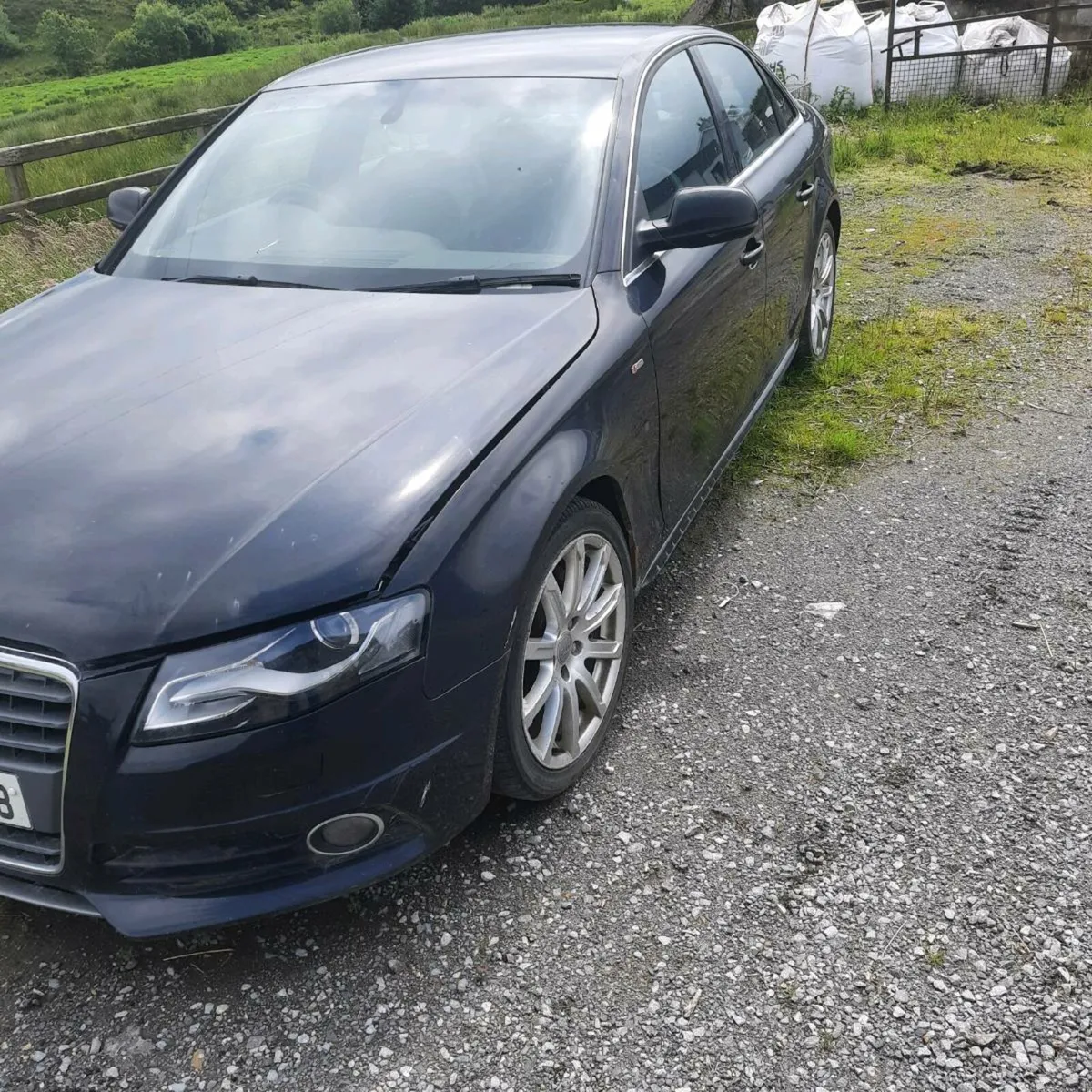 Audi A4 - Image 2