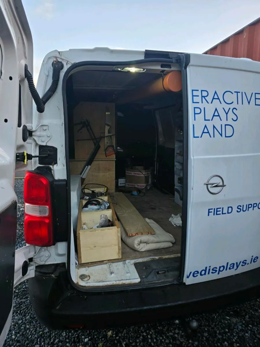 Opel Vivaro 221 - Image 3