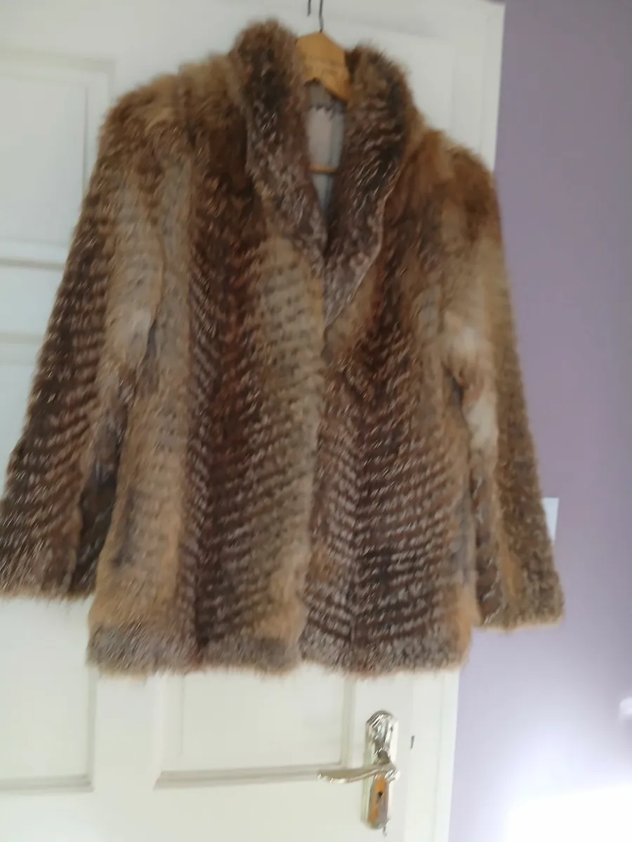 Womens clothing - Image 3