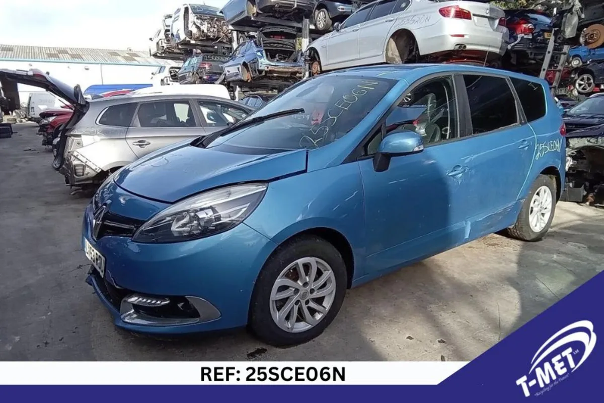 2014 RENAULT GRAND SCENIC BREAKING FOR PARTS - Image 1