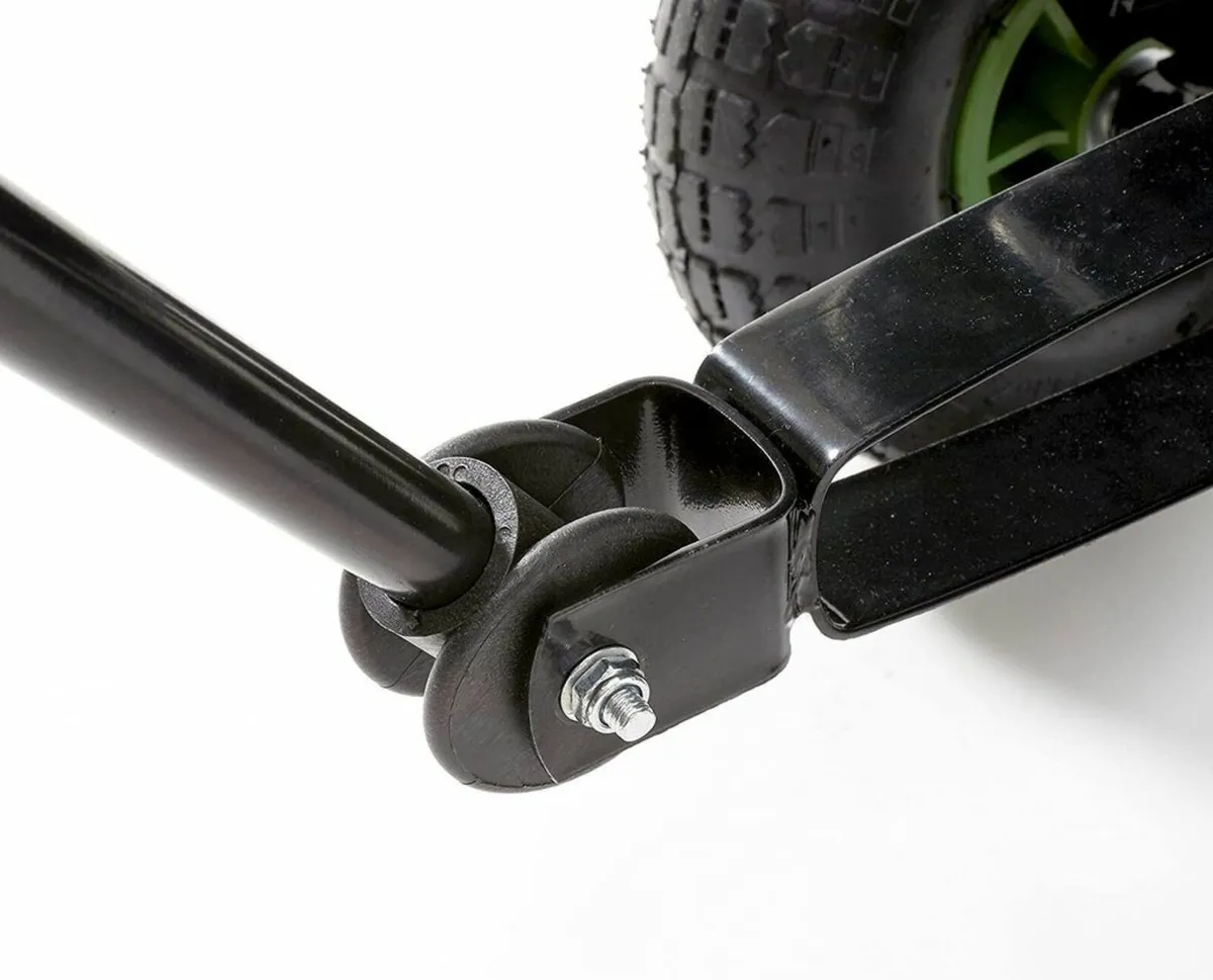 Garden / Farm Tipping wheelbarrow ..Free Delivery - Image 4