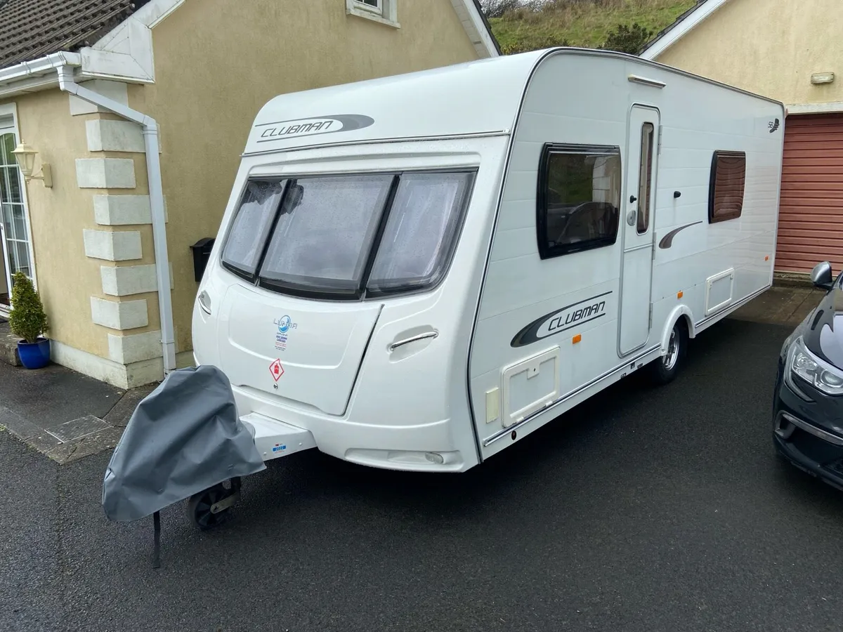 Caravan - Image 1