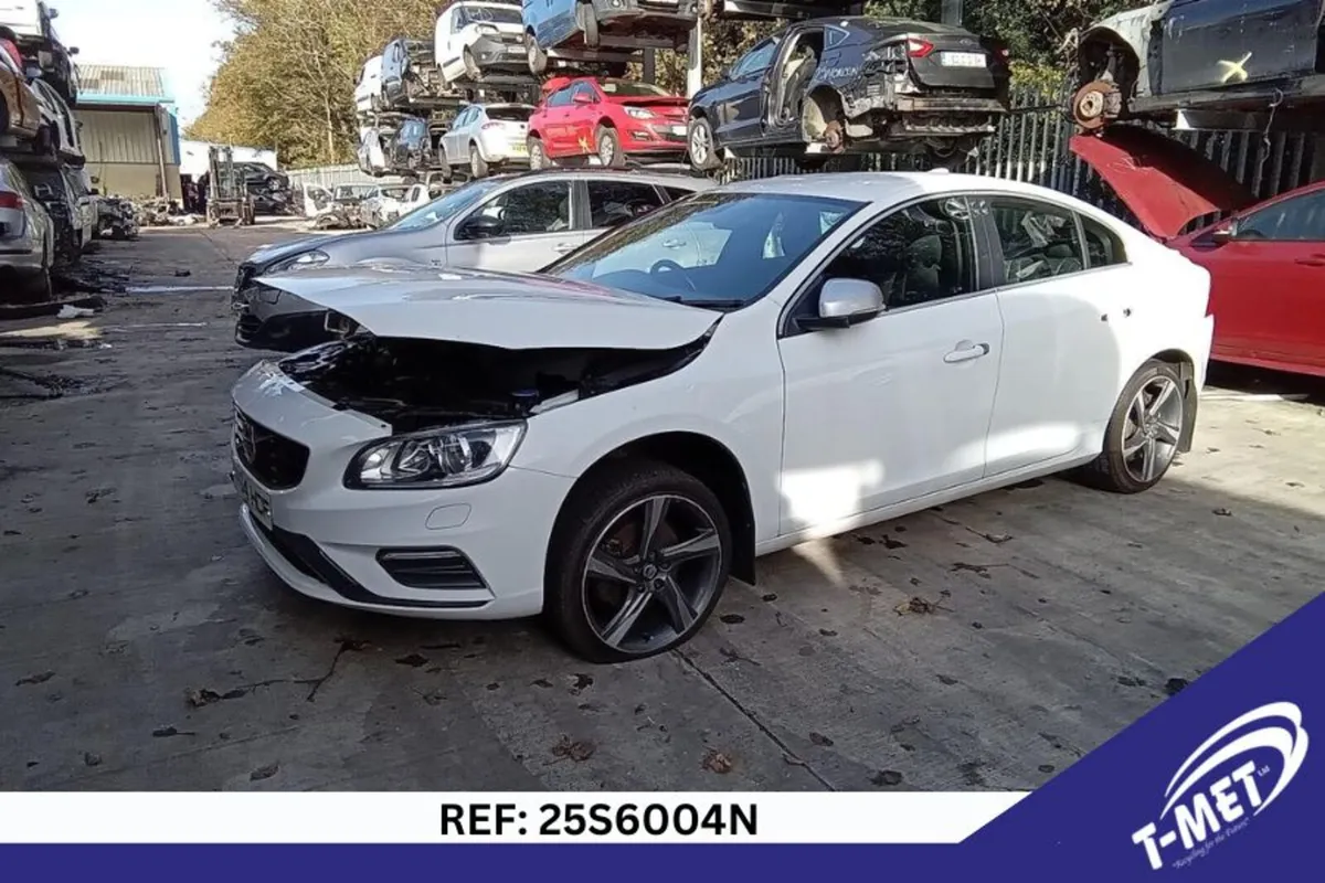 2014 VOLVO S60 BREAKING FOR PARTS - Image 3
