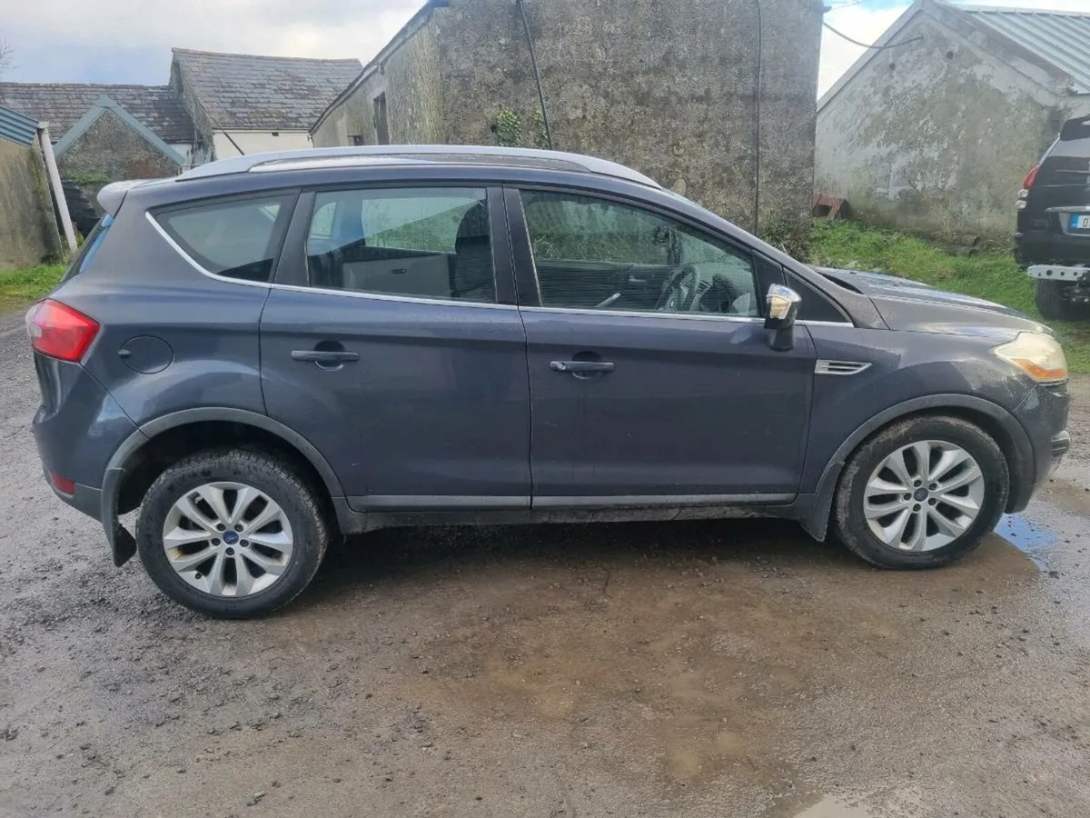 Ford Kuga - Image 4