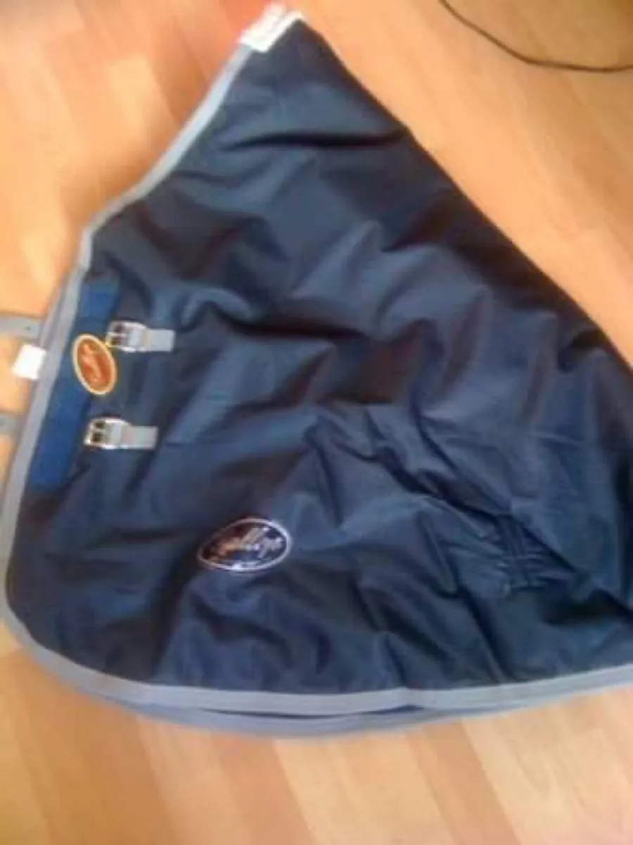 Reduced to clear New 600d 250g horse rugs outdoor - Image 3