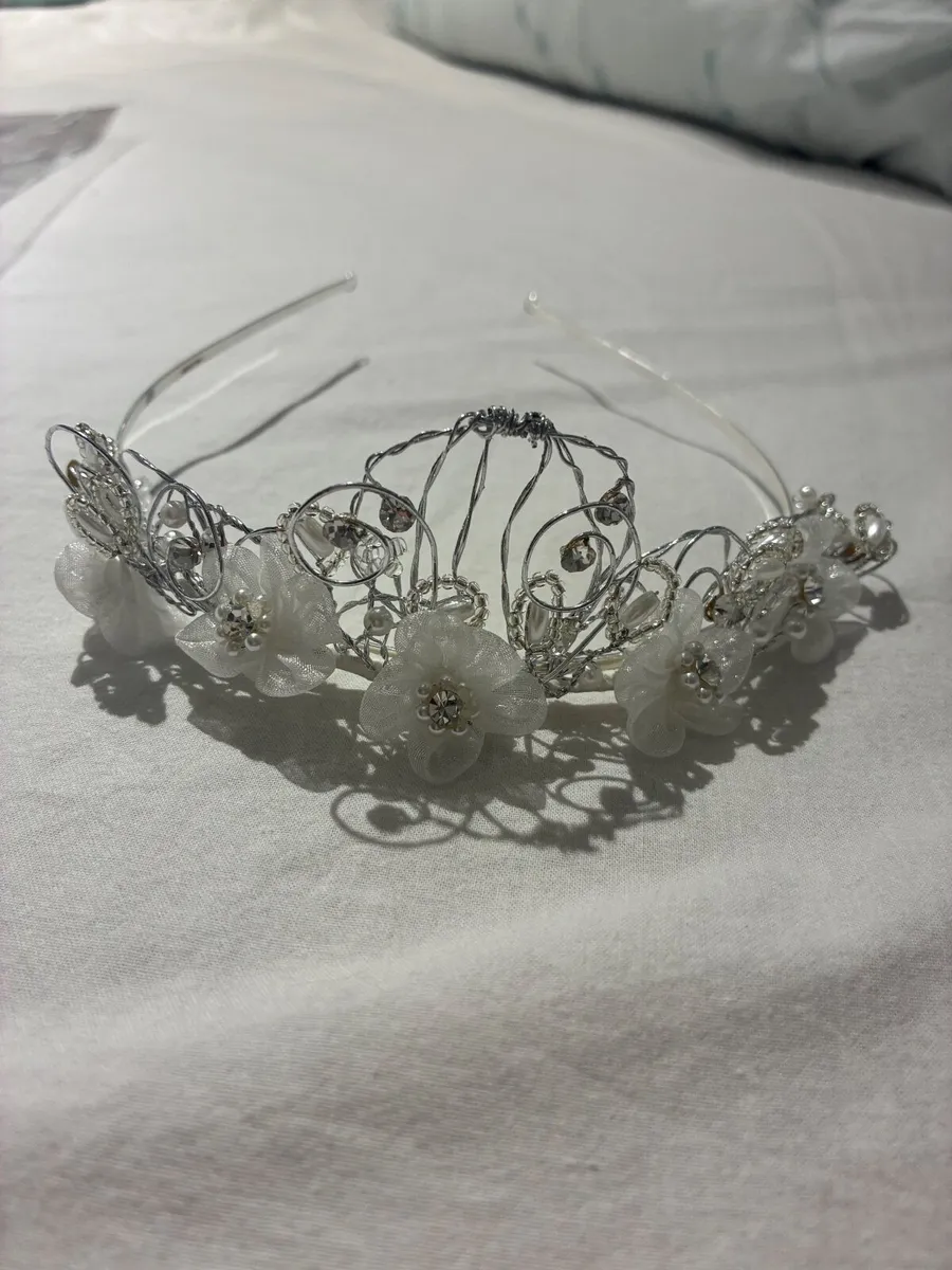 Communion dress size 9 - Image 4