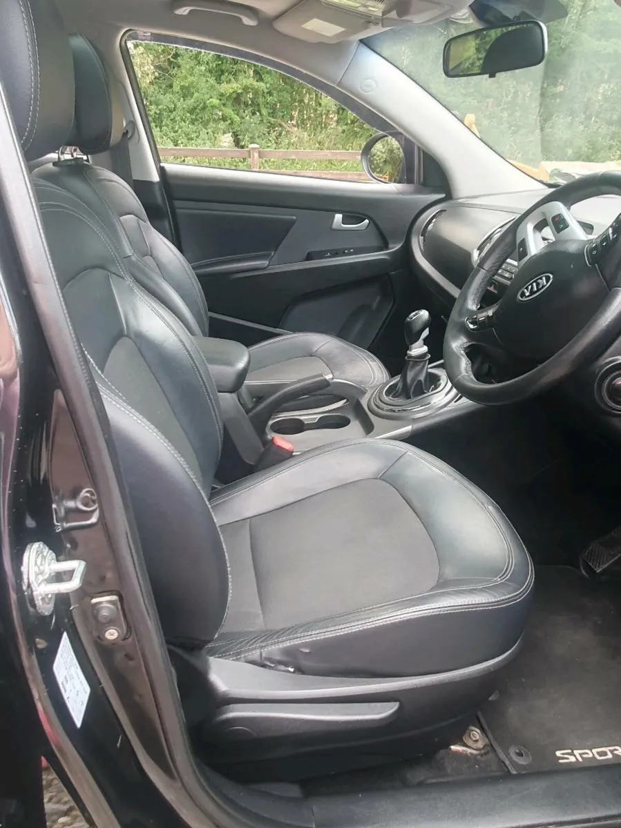 Kia Sportage 1.7 Diesel - Image 4
