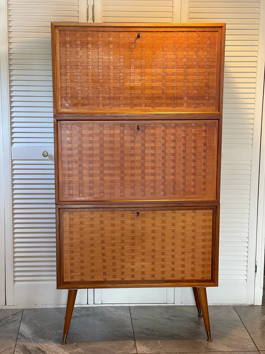 Mid century storage stack - Image 3