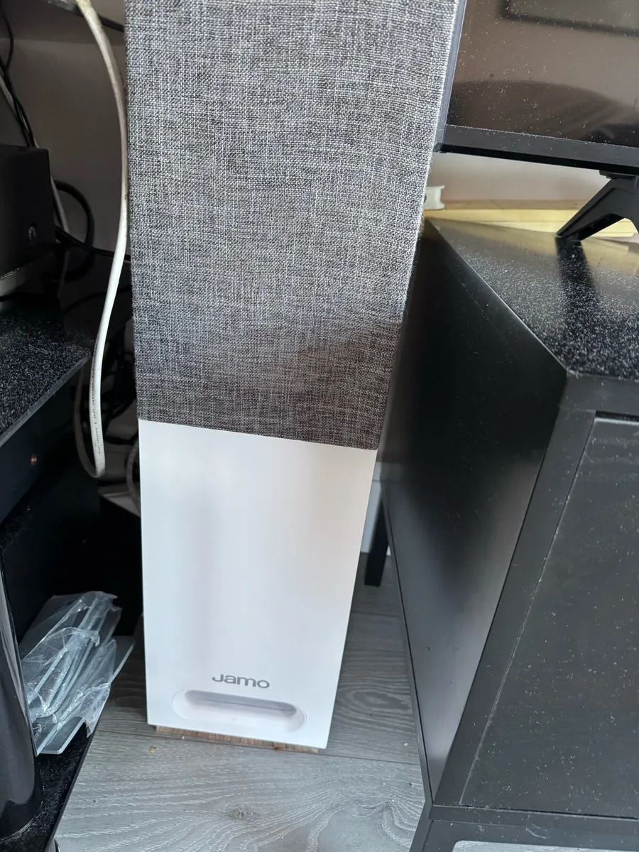 Marantz Amp + CD , JAMOSpeakers , Stand - Image 2