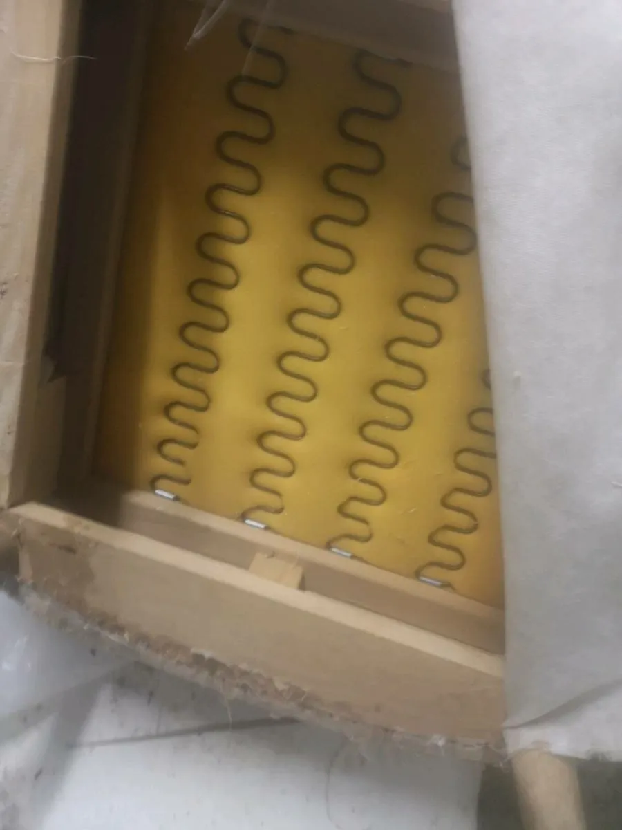 High quality & extremely comfortable Armchair - Image 3