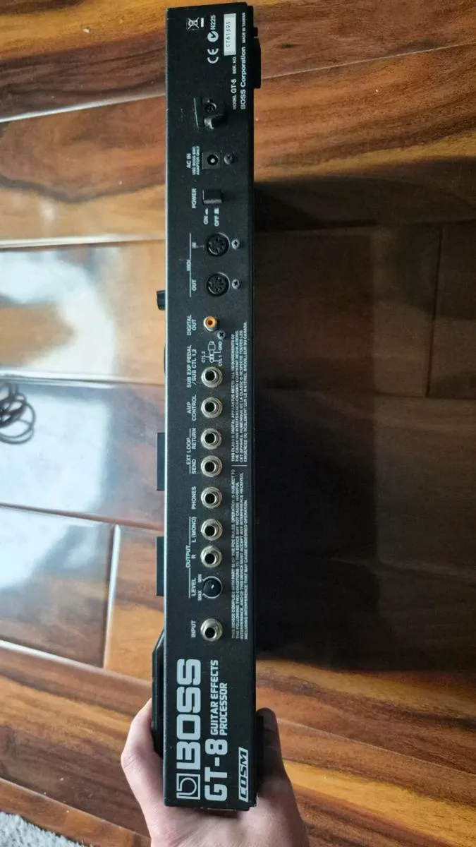 Boss GT8 guitar multieffect processor - Image 2