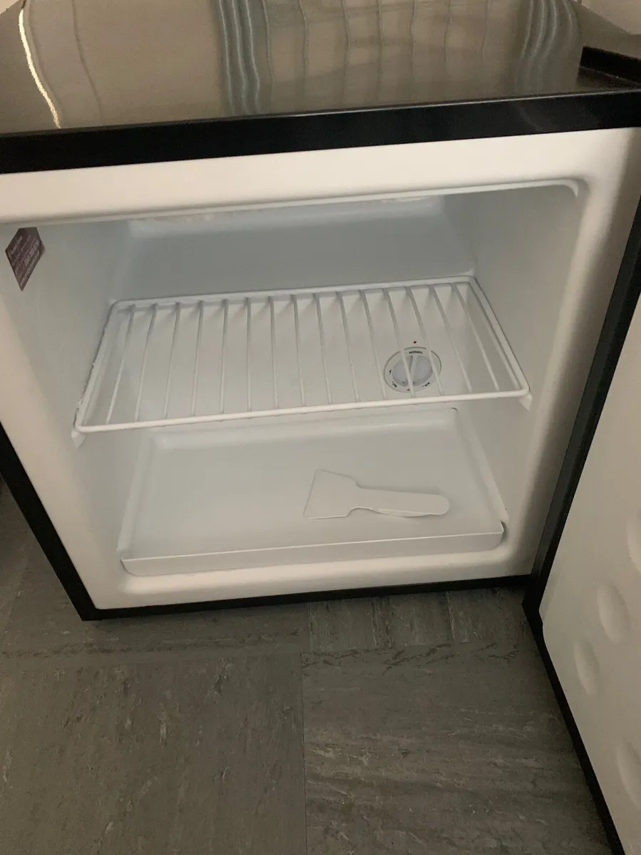 Counter top freezer - Image 4