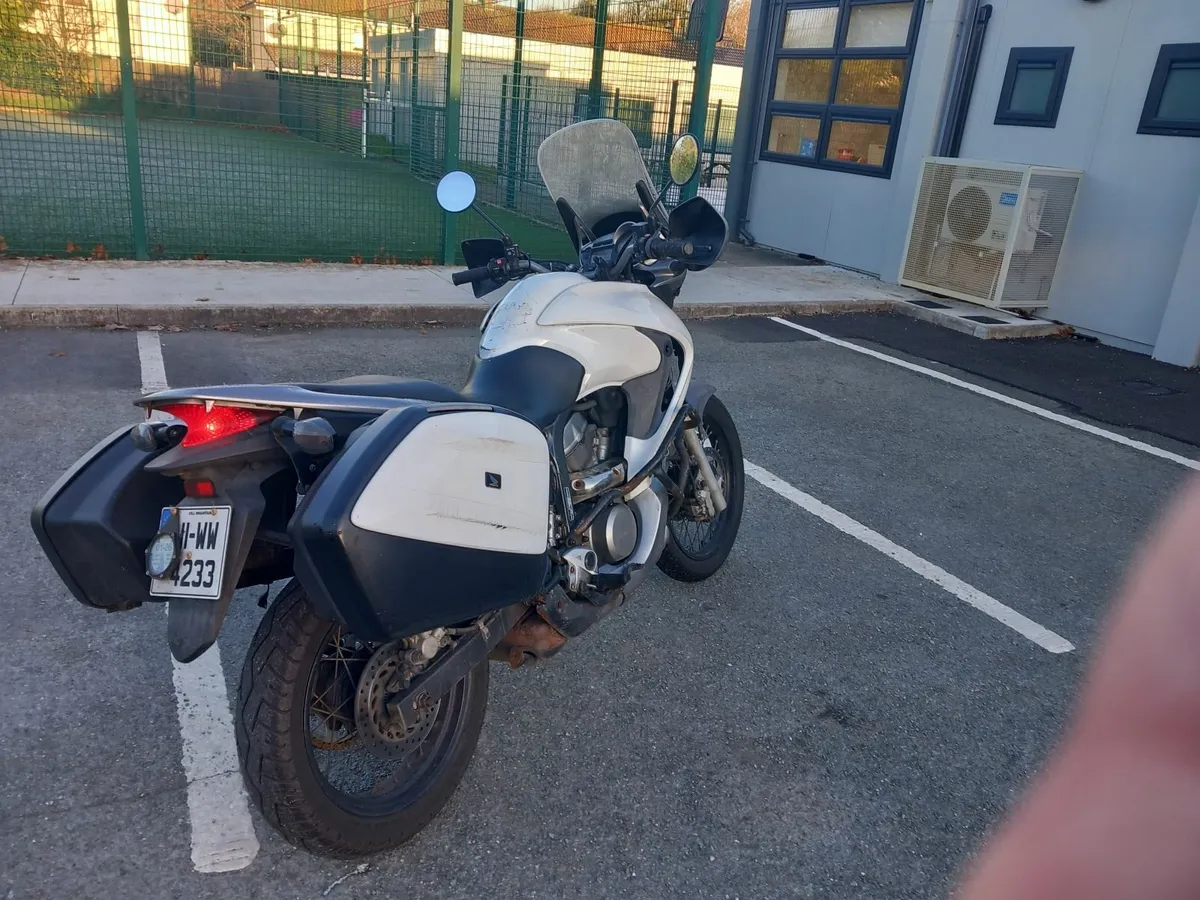 Honda XL 700 2011 - Image 1