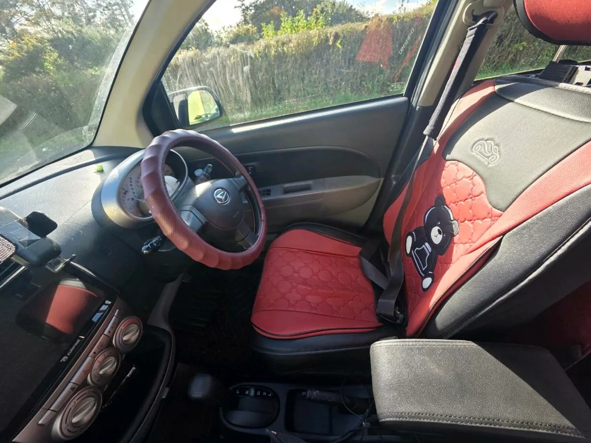 Daihatsu sirion - Image 3