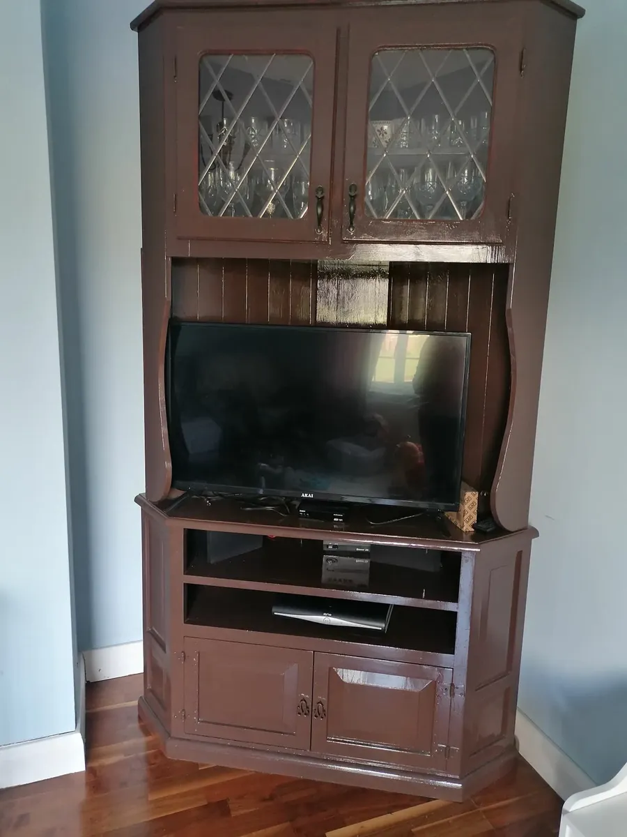Corner TV Cabinet - Image 3