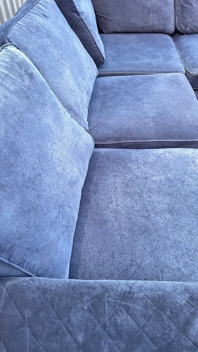 Dfs orka  beautiful corner Sofa  delivery av - Image 4