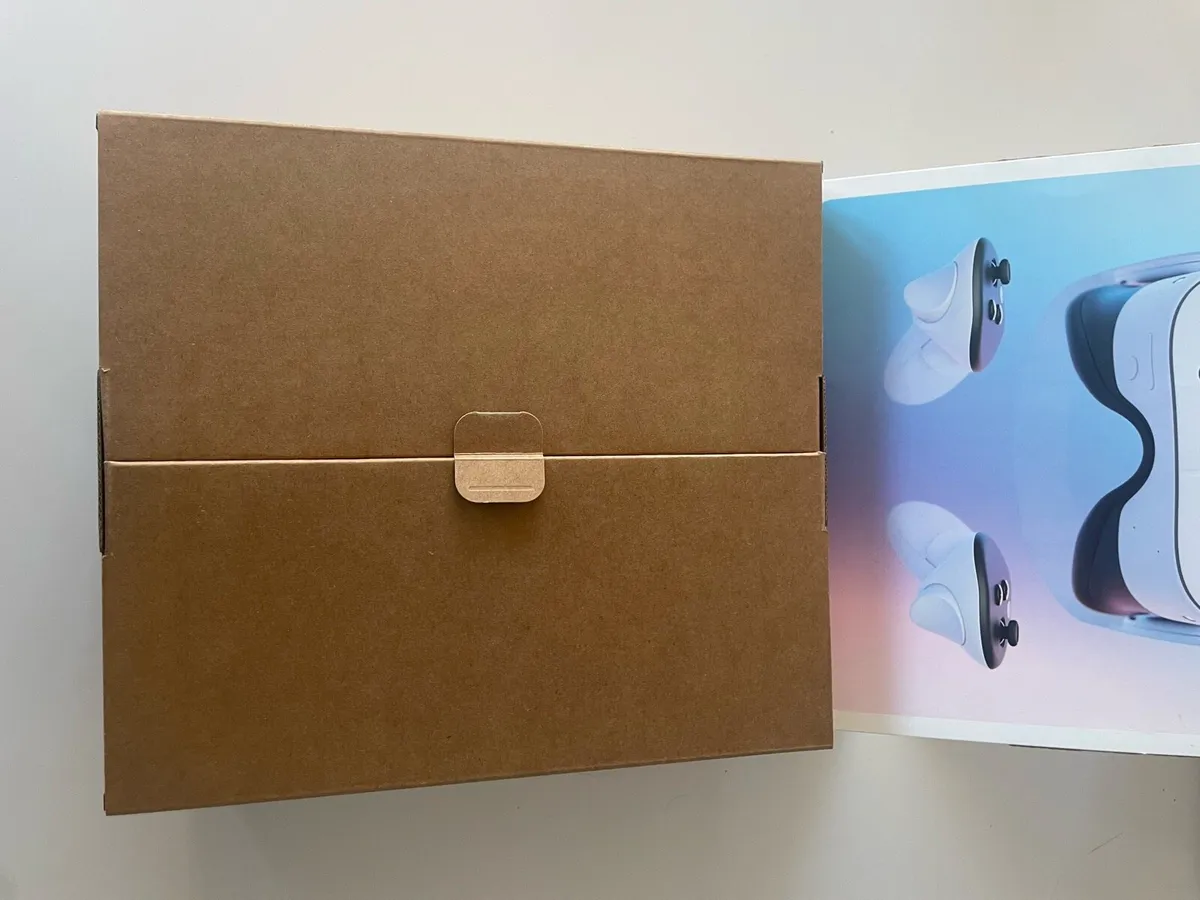 Meta Quest 3S VR - Image 2