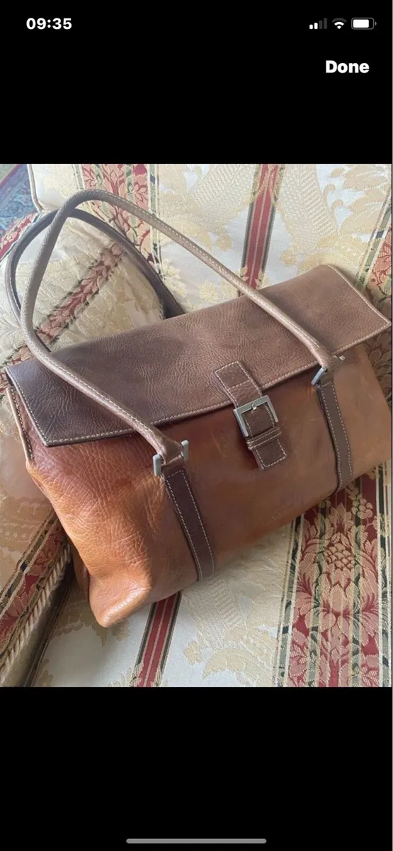 Large Leather Shoulder Bag - Image 1