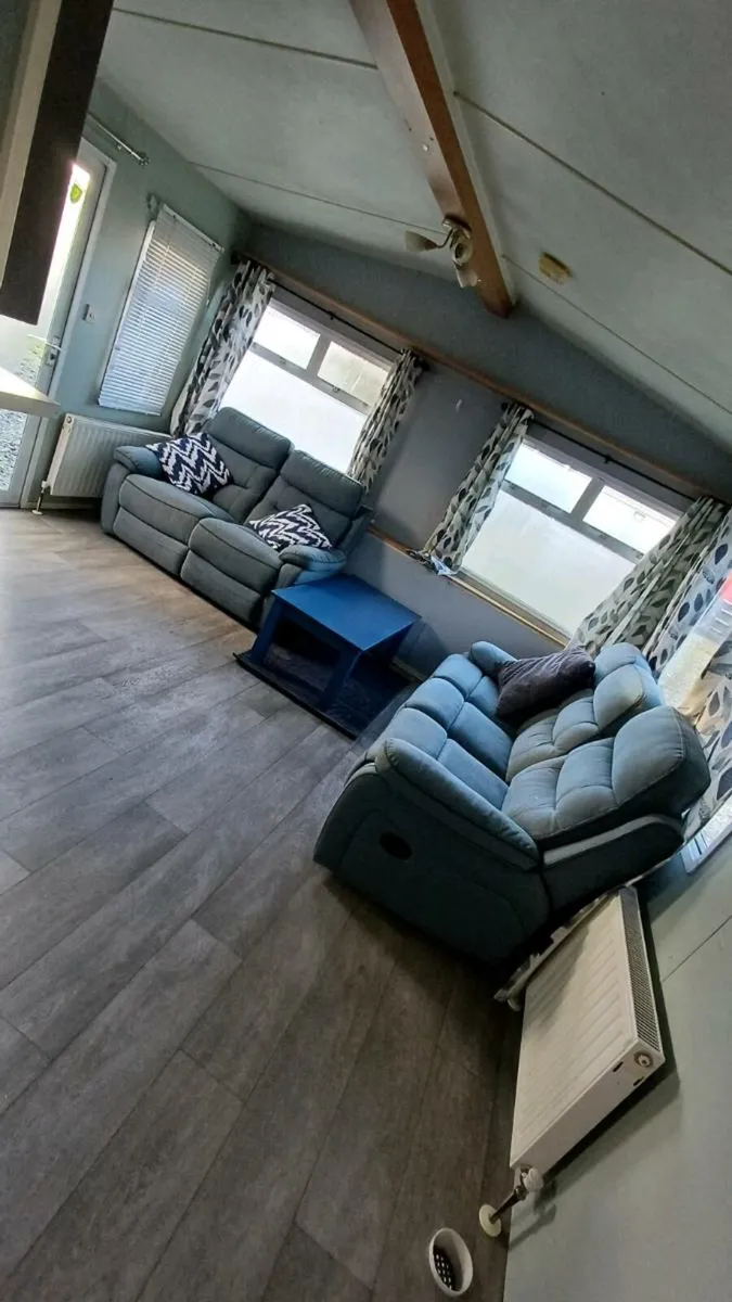 COSALT 37X12 FULL WINTERPACK FOR SALE - Image 3