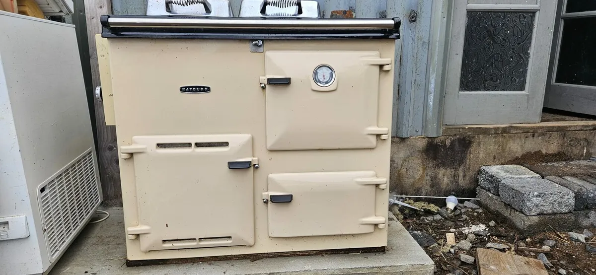 Rayburn single burner oil range - Image 2