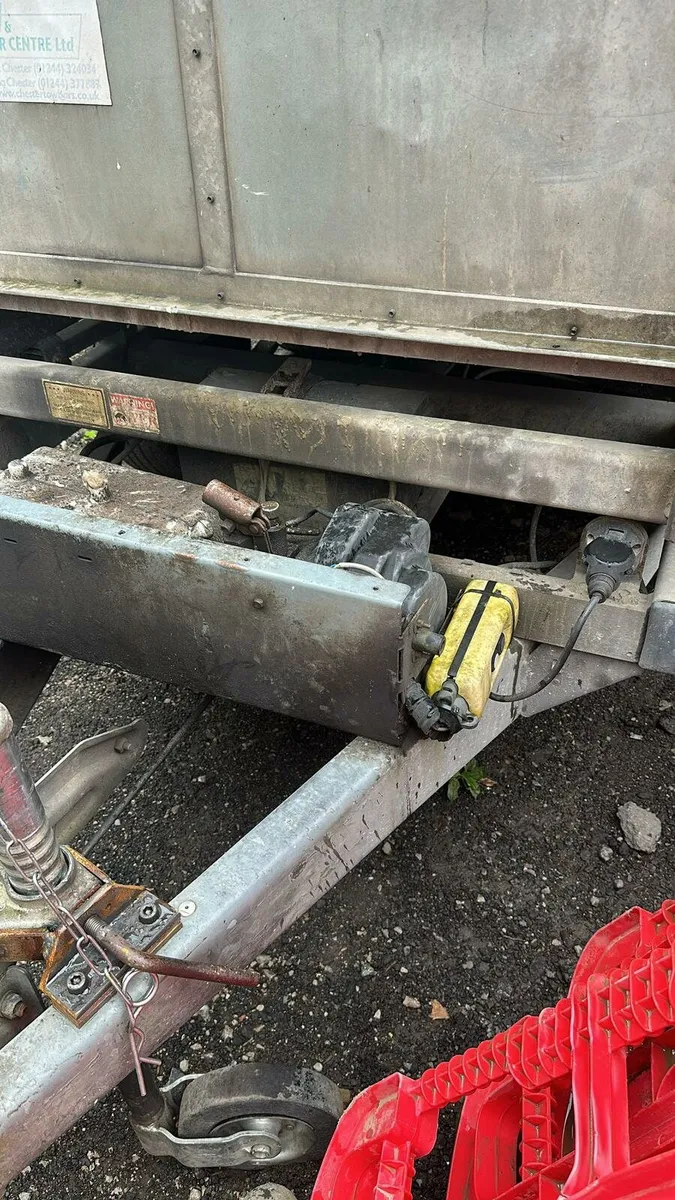 Indespension 10x6'6" - Image 2