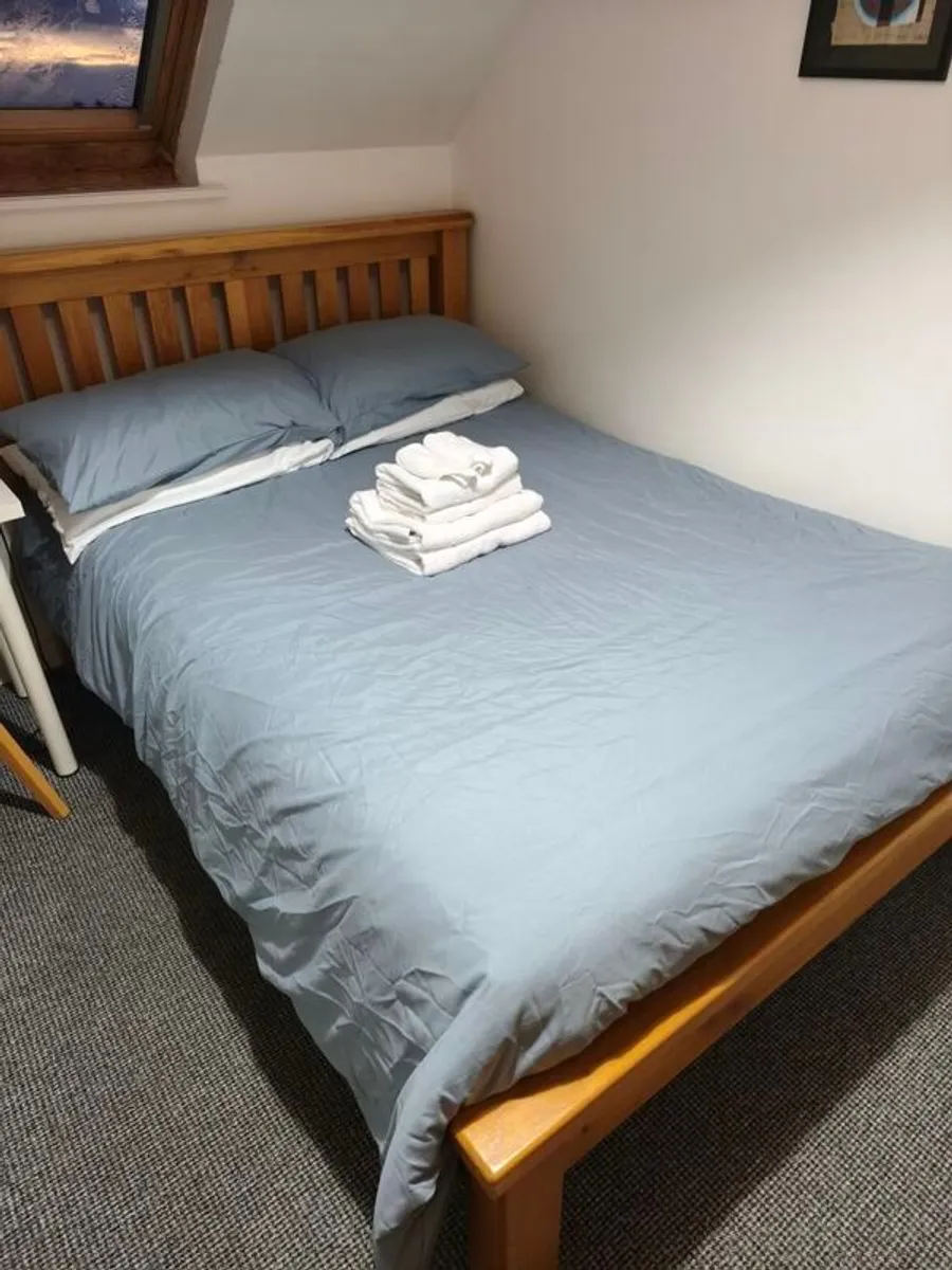 4 Double Beds (2 Small double and 2 Standard) with - Image 1