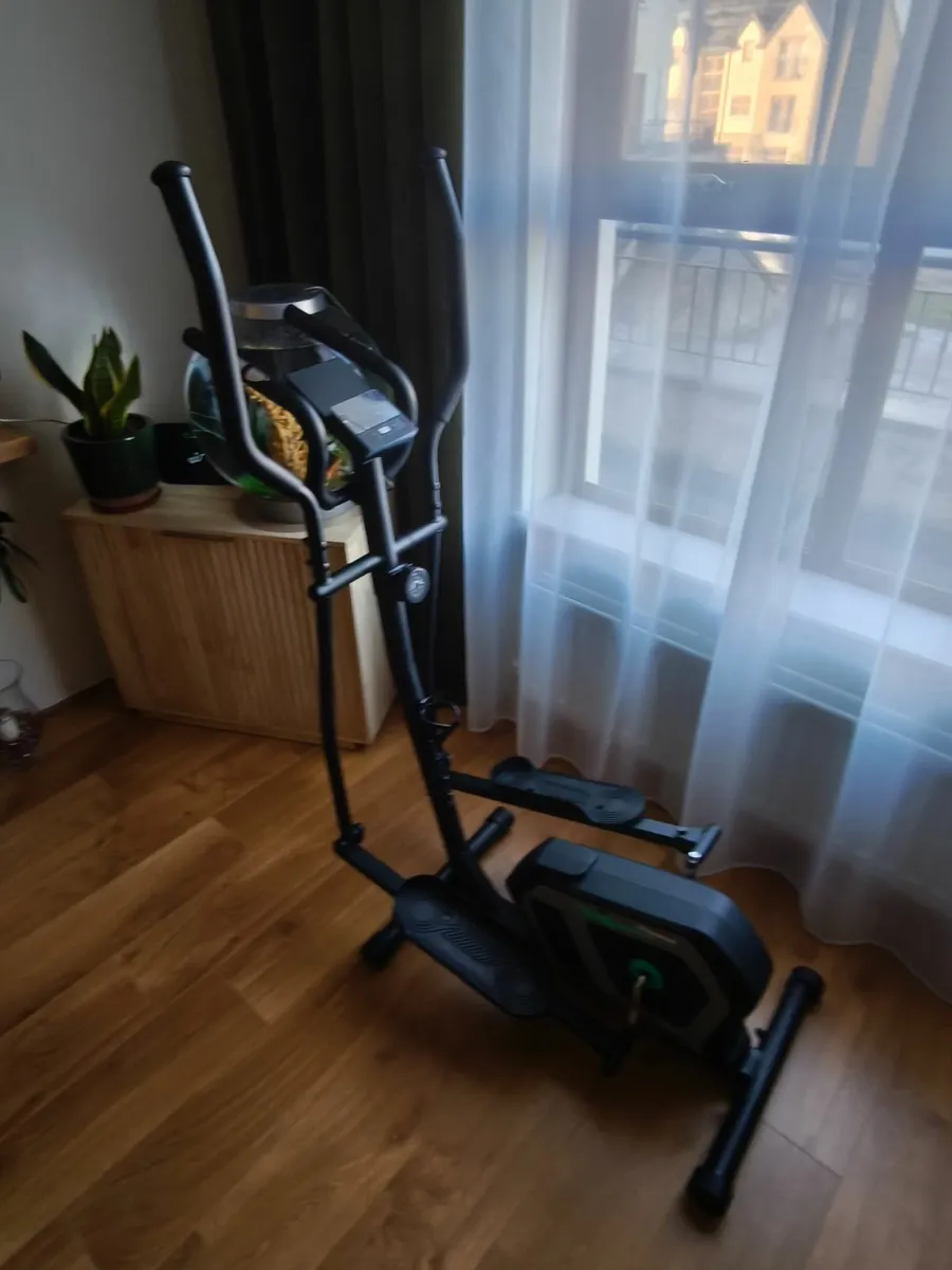 Cross trainer - Image 3