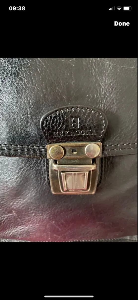 Hexagona Leather Shoulder Bag - Image 2