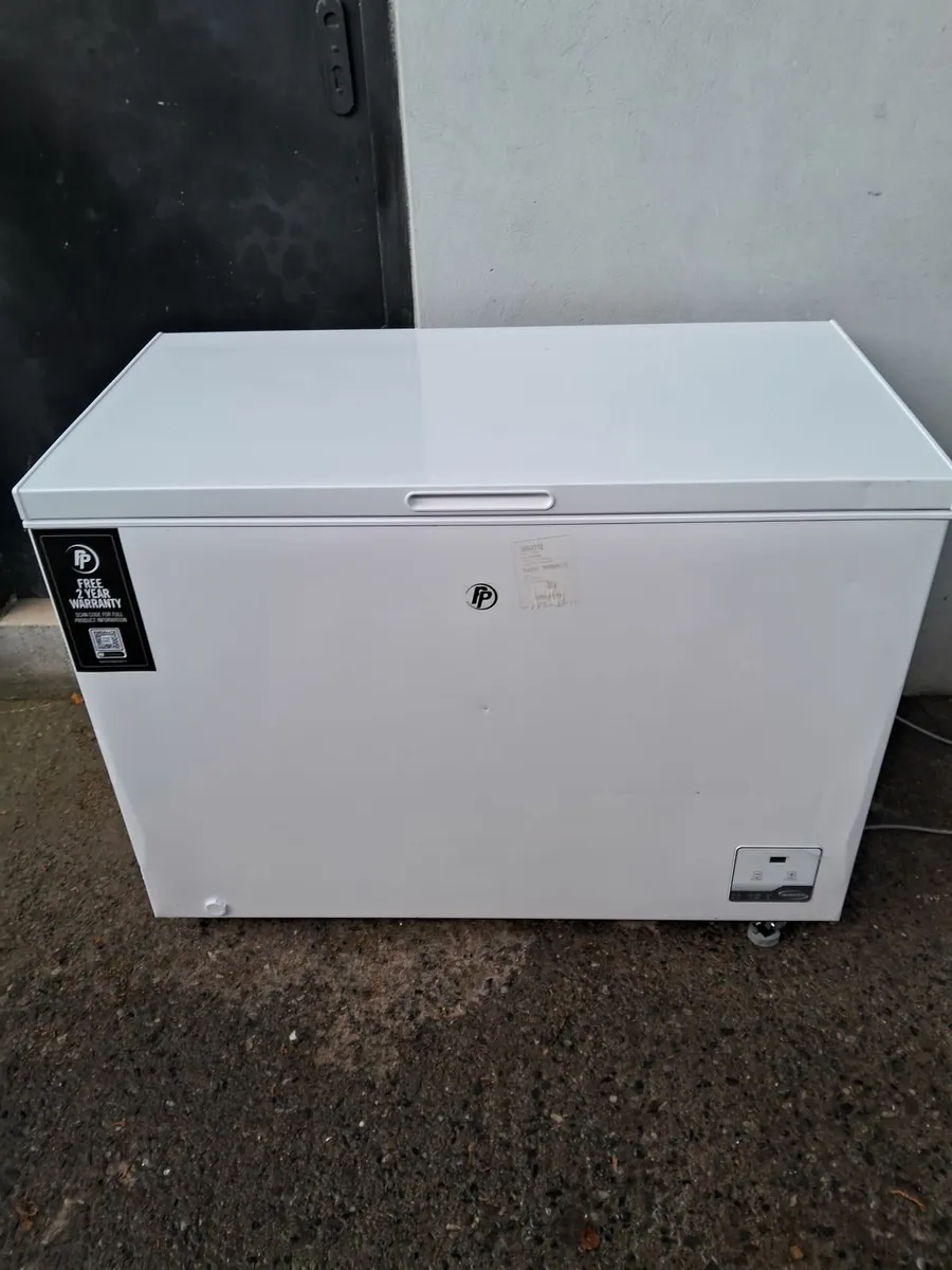 BRAND NEW CHEST FREEZER FOR SALE - Image 4