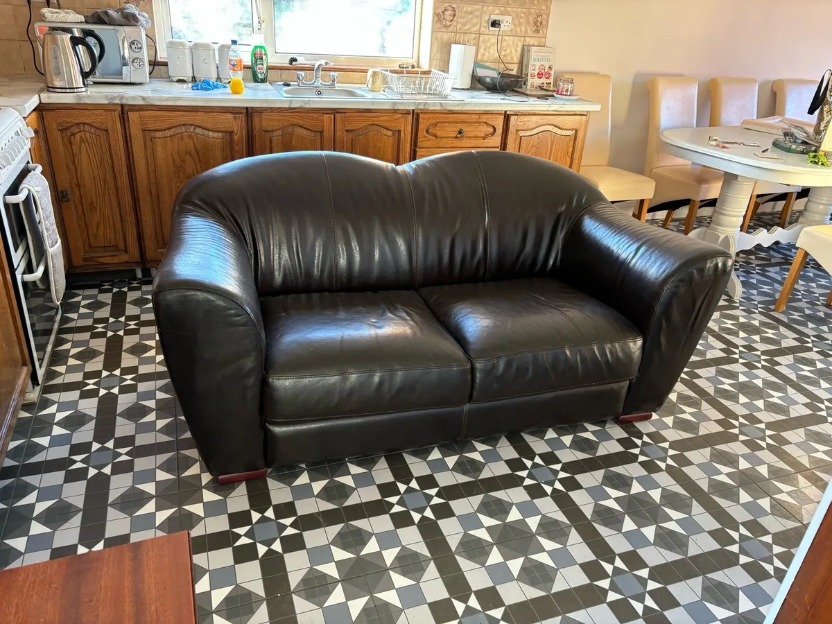 Leather couch and side locker - Image 1
