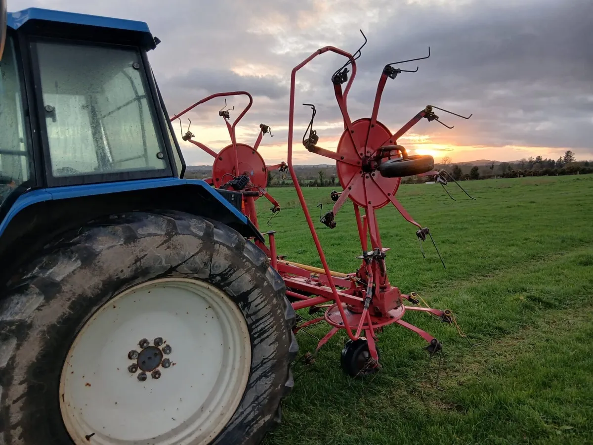Lely Lotus 600 Tedder - Image 4
