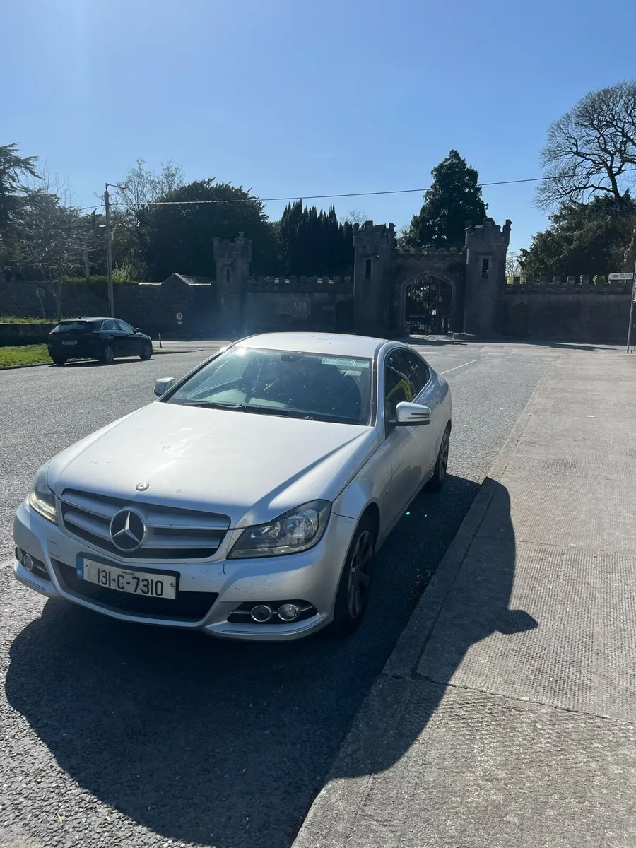Mercedes Benz C220 CDI COUPE - Image 2