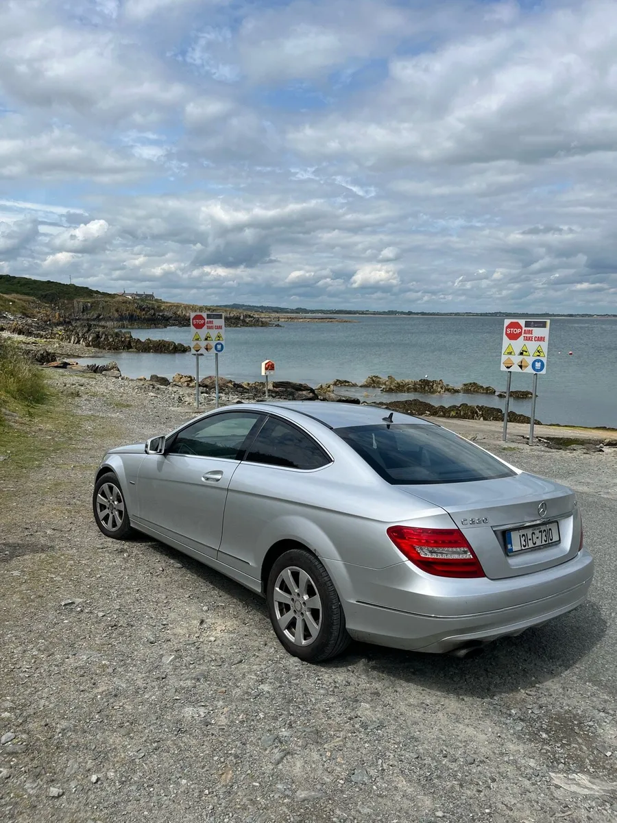 Mercedes Benz C220 CDI COUPE - Image 4