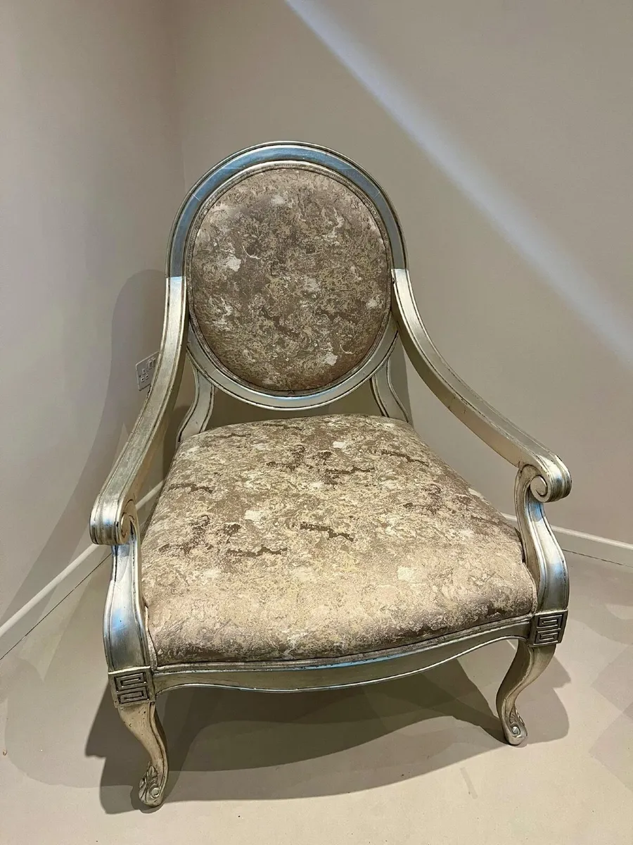 A Pair of Modern Feature Armchairs - Image 2