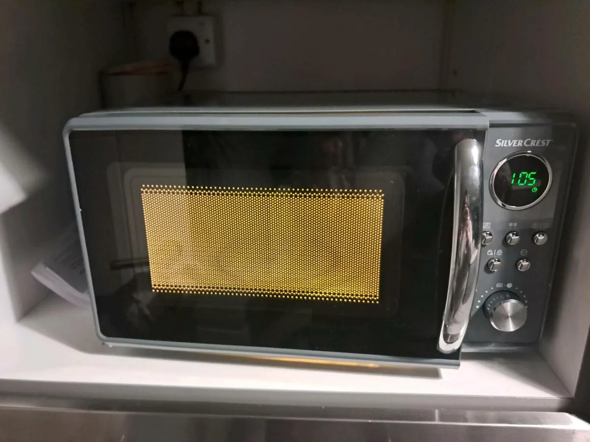 Microwave - Image 2